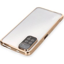 Newface Xiaomi Redmi Note 11 Kılıf Razer Lensli Silikon - Gold