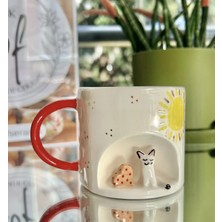 El Yapımı Seramik Gerçek 24K Altın Dekorlu Kalp Kulplu Kedili Kupa