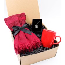 Simli Kırmızı Şal & Kırmızı Mat Kupa & Kar Tanesi Kolye Hediye Seti