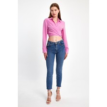 İhraç Pazarı Bağlamalı Crop Bluz – Uzun Kollu, Şık ve Modern Tasarım