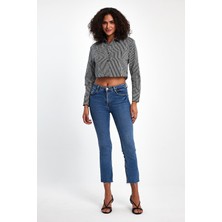 İhraç Pazarı Kadın Çizgili Crop Gömlek %100 Viskon Uzun Kollu Yazlık Şık Crop Gömlek