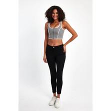 İhraç Pazarı Ön Fermuarlı Kontrast Biyeli Rib Crop Atlet – Esnek Kumaş, Modern ve Trend Tasarım