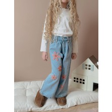 ButumiKids Çiçek Detay Süzene Işlemeli Kız Çocuk Jeans Kot Pantolon