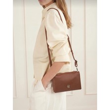 Özüm Çanta Kadın 3 Bölmeli Cüzdan ve Kartlık Detay Kol Omuz Uzun Askı Çapraz Çanta Taba