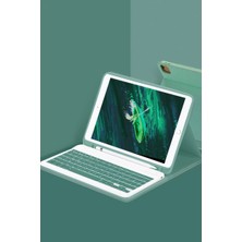 K-Yonlineticaret Ipad Pro 11 (2024) Kılıf KC01 Smart Klavyeli Tablet Kılıfı - Koyu Yeşil