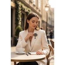 Fayra Accessories Kristal Su Damlası Sallantılı Tasarım Yaka Iğnesi Broş