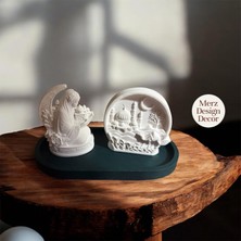 Merz Design Decor Ramazan Temalı Dekoratif Tabak Üzerinde Dua Eden Kadın ve Cami Silüeti Beton Obje Seti