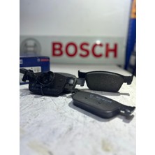 Bosch Ön Balata (Audi A4 - Audi A4 Quattro - Volvo S90) - 098424433 - 17 mm