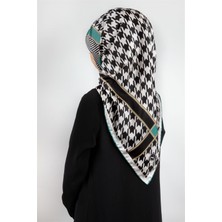 Violla Twill Kazayağı Desenli Koyu Mint Yeşili Renkli 90X90 Eşarp (Ipek Içermez) Kenar Dikiş Şekli El Dikişli