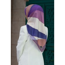 Violla Twill Geometrik Desenli Indigo - Saks Renkli 90X90 Eşarp (Ipek Içermez) Dikim Şekli : El Dikişi