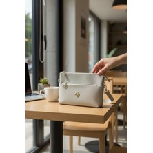 Rafiel Kadın Gri Saffiano Deri Görünümlü Çapraz Askılı Omuz Çantası - Gold Logolu