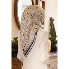 Vissona %100 Twill Ipek Çıtır Desenli Krem - Lacivert Renkli 90X90 Eşarp Dikim Şekli : El Dikişi