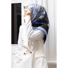 Vissona %100 Twill Ipek Yağlı Boya Çiçek Desenli Indigo Renkli 90X90 Eşarp Dikim Şekli : El Dikişi