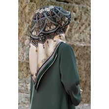 Vissona %100 Twill Ipek Şal Desenli Siyah - Zümrüt Yeşili Renkli 90X90 Eşarp Dikim Şekli : El Dikişi