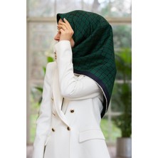 Vissona 100% Twill Ipek Etnik Motif Desenli Zümrüt Yeşili - Lacivert Renkli 90X90 Dikim Şekli : El Dikişi Eşarp