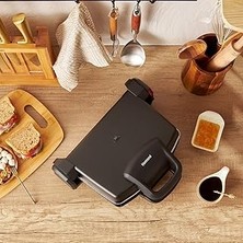SHC4200 Homend Toastbuster 1337H 4 Ekmekli Tost Makinesi Siyah