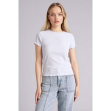 DeFacto Fitted Bisiklet Yaka Fitilli Kaşkorse Kısa Kollu Tişört K7064AZ26SP