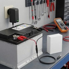 İlk El Grup Ieg™ Akü Şarj Cihazı 12V 1.2A 14.4W Krokodil Uç Akü Şarj Adaptörü