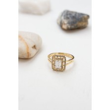 Latif Kuyumcu 14 Ayar Altın Baget Taşlı Yüzük LKYZK1559