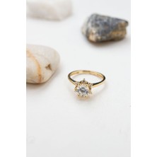 Latif Kuyumcu 14 Ayar Altın Baget Taşlı Yüzük LKYZK1561