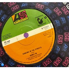 Plakantik Boney M. - Mary's Boy Child / Oh My Lord / Dancing In The Streets (7" Single, 1978) - Atlantic/hansa