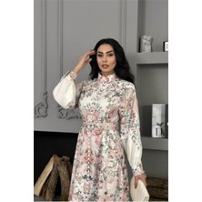 Dip Moda kadın ithal kumaş kemerli tam düğmeli çiçek desenli ekru tasarım elbise DPMS25115