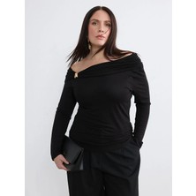 LC Waikiki Siyah Büyük Beden Kayık Yaka Büzgülü Bluz