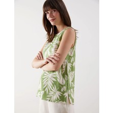 LC Waikiki Yeşil Bisiklet Yaka Çiçekli Kadın Bluz