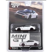 Mini Gt 1/64 Nissan Gt-R Nismo 2024 Brilliant White Pearl - Blister Paket 1045