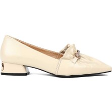 Celal Gültekin Kadın Bej Topuk Detaylı Deri Ayakkabı