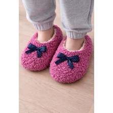 Chirpy My Baby Kumsal Değişik Renk ve Görseller ile Kaymaz Taban Çocuk Ev Patikleri.
