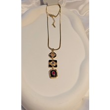 Üç Renk, Tek Hikaye: Üçlü Tılsım (Trinity) Kolye – Euro Aksesuar