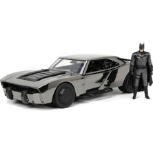 Toyfest Jada 1:24 Batman Figürlü Kaput ve Kapıları Açılabilen Metal Batmobile 2022 Comic Con