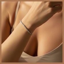 Norayn Su Yolu Çelik Bileklik Kadın | Zirkon Taşlı Gümüş Renk Paslanmaz Çelik Zarif Işıltılı Bileklik