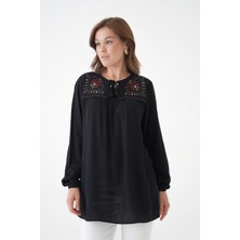 Mermaya Yaka Bağlamalı, Etamin Desen Nakışlı, Bürümcük Bluz