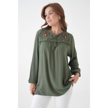 Mermaya Yaka Bağlamalı, Etamin Desen Nakışlı, Bürümcük Bluz