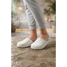 Gezer Yazlık Kaydırmaz Taban Islak Zemin Kadın Terlik