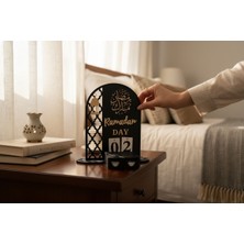 Juli 🌙 Ramazan Gün Sayacı – Dekoratif Takvim Standı