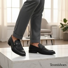 Yandan Tek Tokalı Siyah Loafer