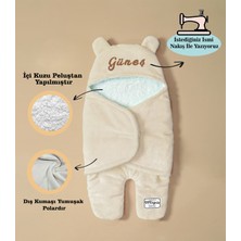 Migie Kişiye Özel Isimli Kuzu Peluş Astarlı 0-4AY Yıkamaya Dayanıklı Tüylenmeyen Polar Bebek Kundağı