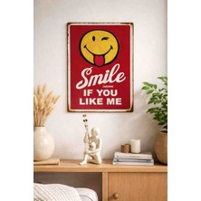 Sfenks. Retro Smile Metal Duvar Panosu – Vintage Dekoratif Metal Tabela – Kırmızı Eğlenceli Tasarım Duvar Süsü