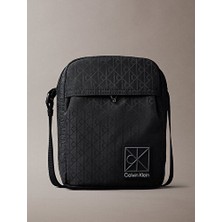 Calvin Klein Erkek Utility Emblem Reporter Omuz Çantası