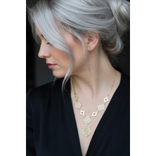 Caş Dekorasyon Altın Renk Fatma Ana Eli Çelik Kolye