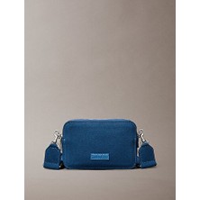Calvin Klein Kadın Mavi Webbing Strap Canvas Kamera Omuz Çantası Şık ve Kullanışlı