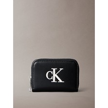 Calvin Klein Kadın Bold Ck Fermuar Detaylı Cüzdan