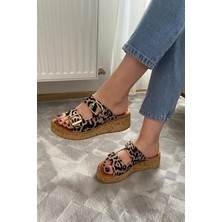 M&B COLLECT Kadın Leopar Desen Çift Bant Kalın Mantar Taban Ortopedik Sandalet Terlik K-270