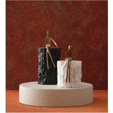 Ege Gross Mermer Üzerinde Oturan Altın Adam 2li cm