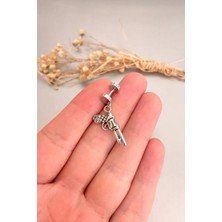 Jaida Moda Unisex Gümüş Gotik Tabanca Figürlü Sallantılı Çelik Küpe