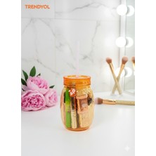 Pipetli Bardak Içi Süprizli Makyaj Ürünleri