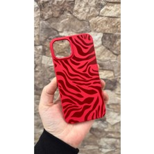 Vip Case iPhone 15 Uyumlu Kırmızı Zebra Desenli Silikon Darbe Emici Korumalı Klasik Rubber Kılıf